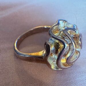 Elegant Gold-Toned 925 Sterling Silver Ring